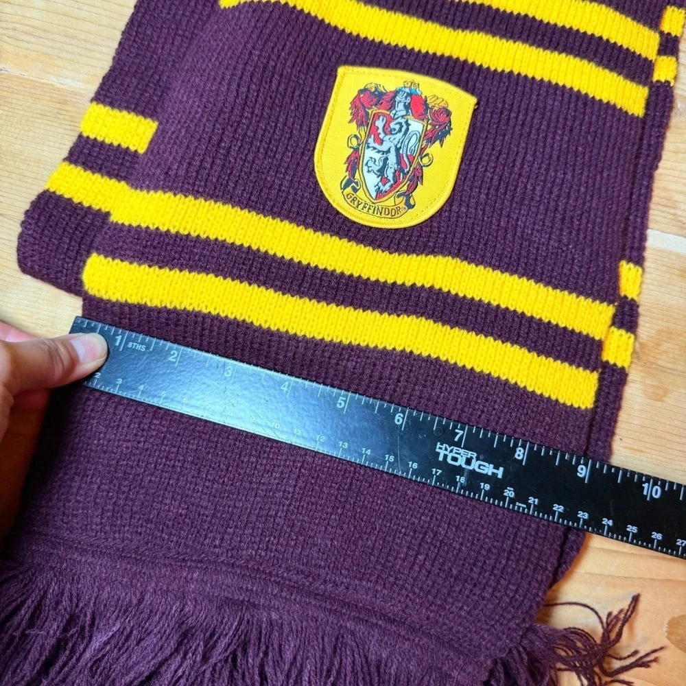 Harry Potter Gryffindor Scarf Maroon‎ Gold Striped Knit Crest Cosplay 9x70